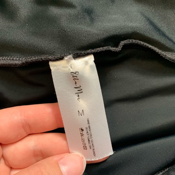 ❌SOLD❌Skirted Swim Capris - Picture 5 of 6